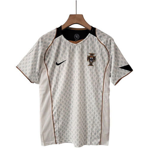 Portugal 2004 Maillot Rétro Extérieur